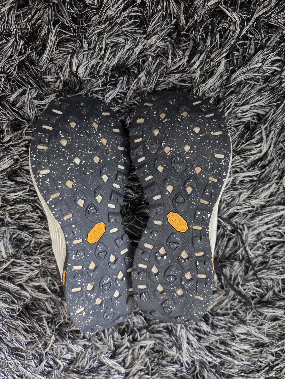 Merrell Men’s Black Tennis Shoes - Picture 2 of 5